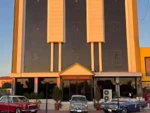 Modern Palace Hotel 1