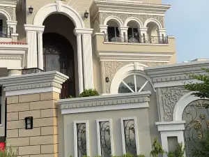 Athar house