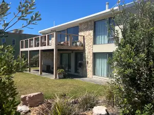 Sunsets on Martyrs - Luxury Coastal Beach House