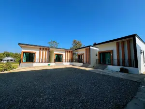 Sawaddee Pua Homestay(Cozy Home)