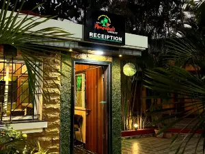 Amrapali Resort