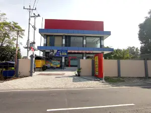 Solaris Hotel, Tegal