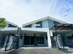 3-Room Gem in Chemor, Perak