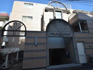 Tokyo Metro Marunouchi Line 1 min walk