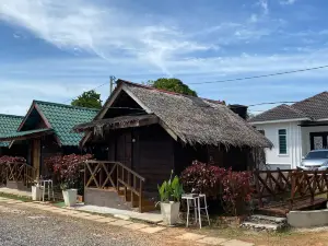 Capital O 91227 Chalet D'bendang Mak Teh