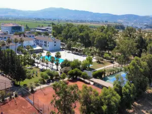 Yahura Hotel