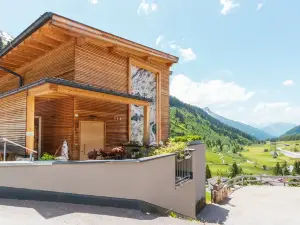 Mondschein Hotel & Chalet