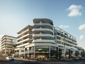 Waters Edge Apartment