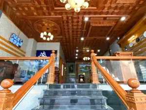 Hoàng Quân Hotel - Gò Vấp