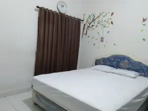 Hotel O Spring Homestay