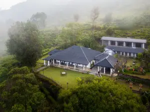 Garfield Bungalow by TONIK