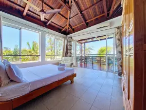 BLUE REEF Blue Bay by Dodo et Croissant