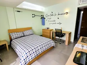 CASONA ACEQUIA A09 WHITE Tourist / Work Teams  Medium/ Long Stays Welcome!