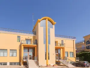 5 Bnb delle Nazioni with parking,9min Airport Sea