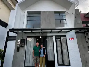 Omahe Malang Boho Urban Jungle Private House