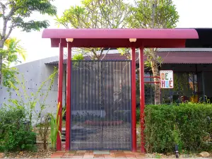 De Hué Space