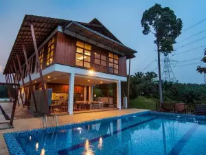THE CEDAR VILLA