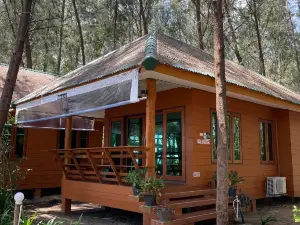 รีแลคซ์ดีตูเวาะห์บีช รีสอร์ท