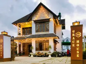 Sakura House