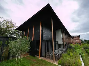 โรงแรม ฮักจังเลย การ์เด้น แอนด์ รีสอร์ท