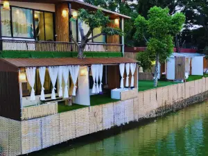 Baanrimnam Resort Lopburi