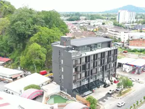 ELISSA HOTEL & SUITES