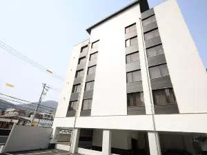 마산 덴바스타호텔 경남대점