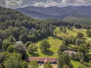 Lodge at Mount Mitchell