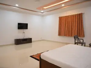 Serenity Farms - Best Farmhouse in Hyderabad with Swimming Pool | Villa in Hyderabad