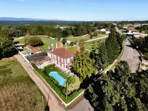 Palacete Beekman by Hostiva