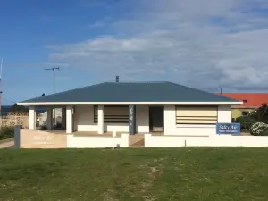 Salty Air Apartments Kingscote Kangaroo Island