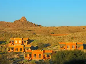 克萊因奧斯沙漠之景旅館