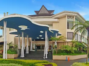 Mikie Holiday Resort & Hotel