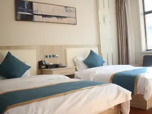 Jishishan Desheng Hotel