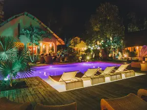 Hibiscus Garden Resort