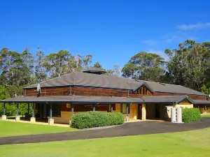 Harmony Forest Cottages & Lake Side Lodge