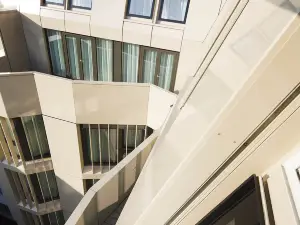 The Passage - Urban Retreat