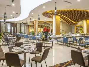 Muong Thanh Luxury Nhat Le Hotel