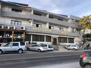 Hotel Olimpija Plus