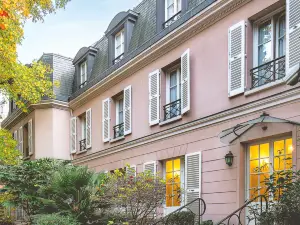 Hotel des Grandes Ecoles