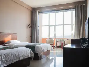 Huade Jintang Business Hotel