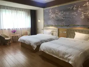 Daozhen Shahe Hotel