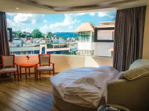 Hotels in Xuanxuan, Mangla