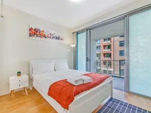 Central Holiday Apartment