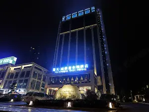 Lia Charlton Hotel Shutian