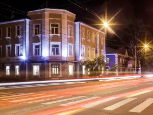 Mihail Strogov Hotel
