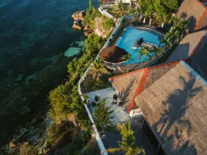 Cliffside Resort