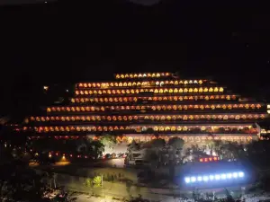 Yang Jia Ling Cave Hotel