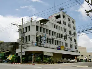 Krabi Grand Hotel โรงแรม กระบี่แกรนด์