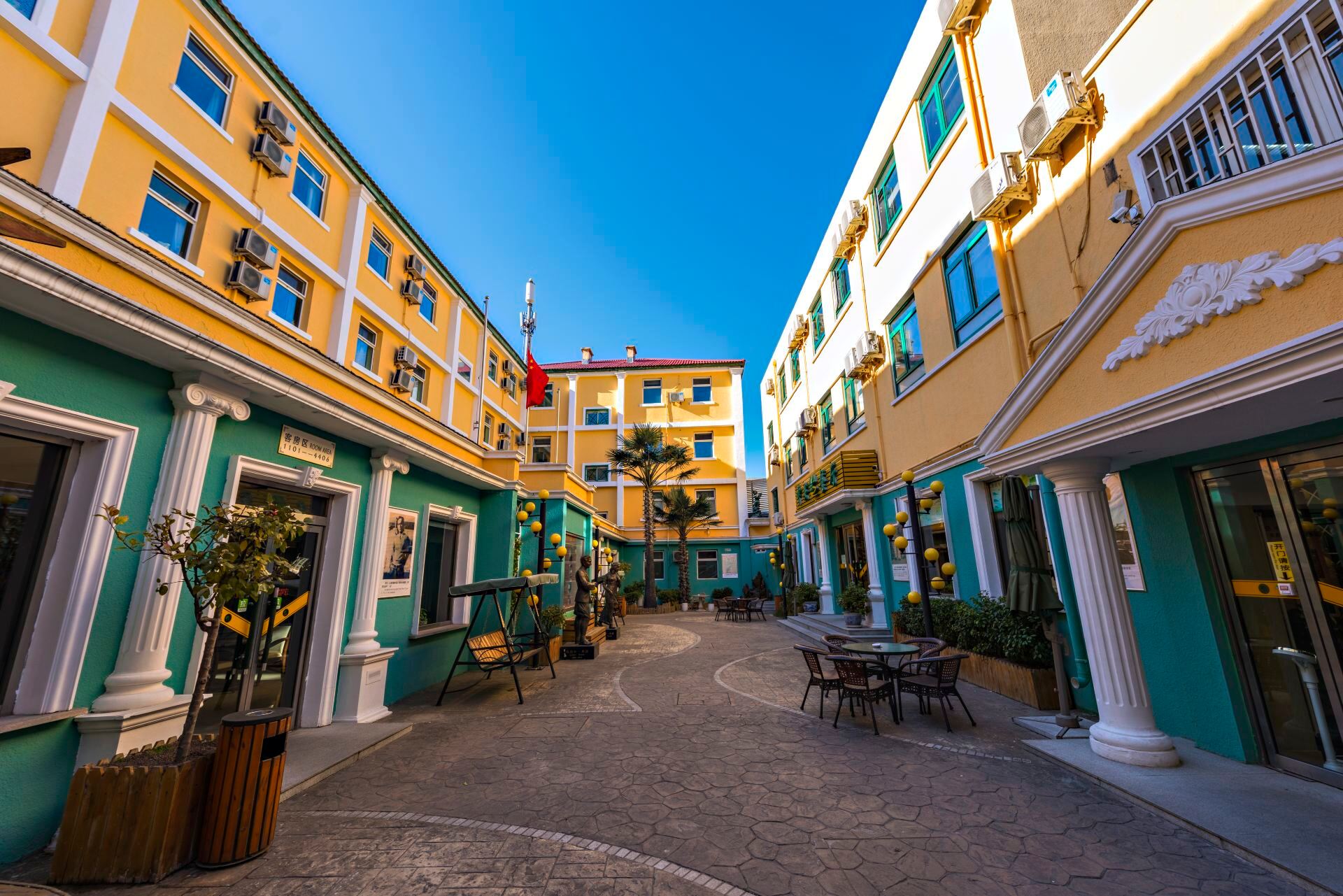 hotel overview picture